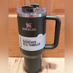 NWT Stanley 40oz Stainless Steel H2.0 Flowstate Quencher Tumbler Hearth & Hand™